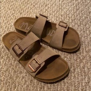 Mad Love footbed sandals, women’s size 8